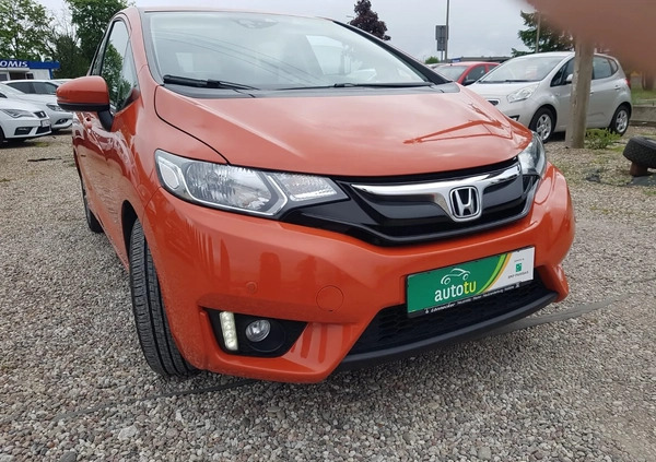 Honda Jazz cena 55900 przebieg: 92000, rok produkcji 2016 z Goleniów małe 704